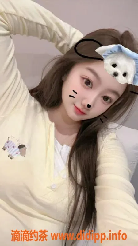 常州楼凤-金坛19岁嫩妹，165高、95重，陪浴服务