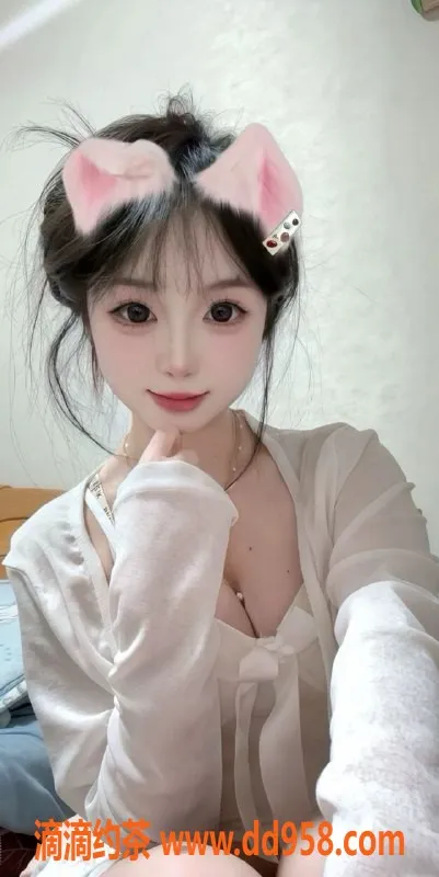 常州楼凤-武进乖宝，164高84重，童颜巨乳价格800起