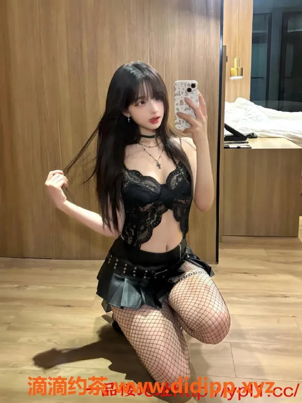 常州楼凤资源信息,常州天宁区23岁黑丝嫩妹，服务全