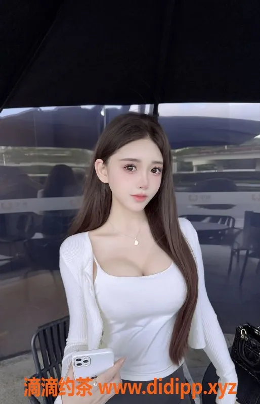 常州楼凤-武进悦悦：165高挑嫩妹，600元享奢华服务