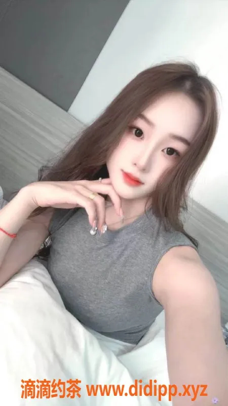 中山楼凤-中山古镇极品压价350快餐，三位小姐姐等你来！