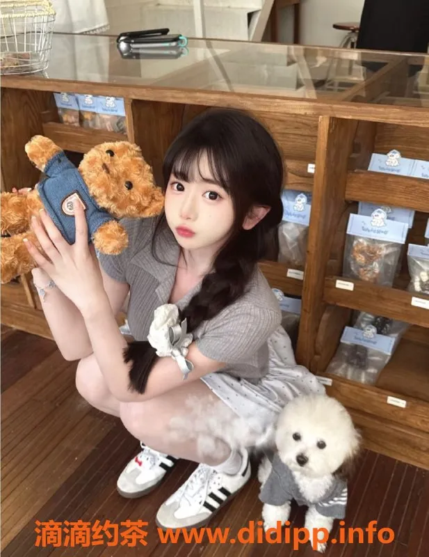 无锡楼凤-滨湖区七克拉，高颜值丝袜制服服务