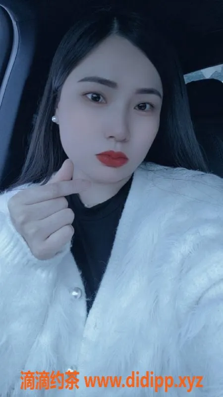 广州楼凤-海珠艳子，69p身体，600p尽享舌吻服务！