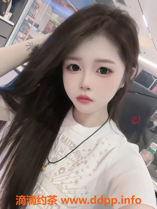 常州楼凤-武进小辣椒，18岁嫩妹，陪浴等服务仅需800元