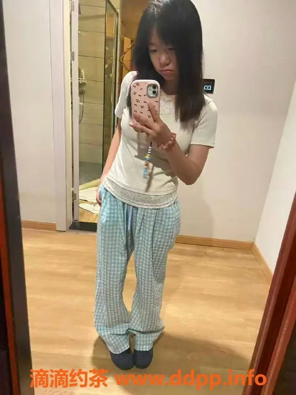 宁波楼凤-海曙区小凤，性感无敌，价格亲民！