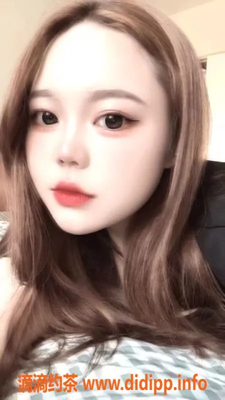 成都楼凤资源信息,成都嫩妹麦芽糖，19岁163身材坦克，400起价