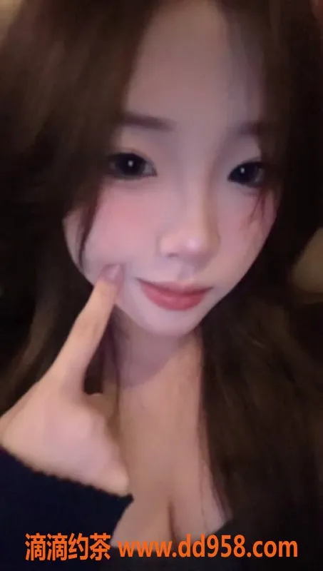 台州楼凤-台州临海18岁橙子，身高163cm，胸围C+服务推荐