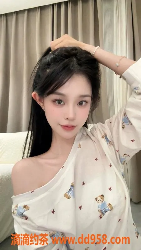 中山楼凤-中山古镇馨怡23岁34C女神等你来体验！