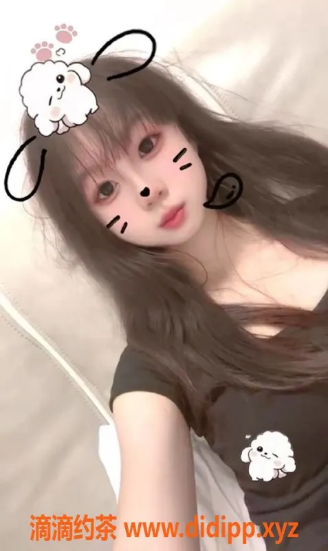 常州楼凤资源信息,武进校花18岁嫩妹，身高162体重90，陪浴口调情服务