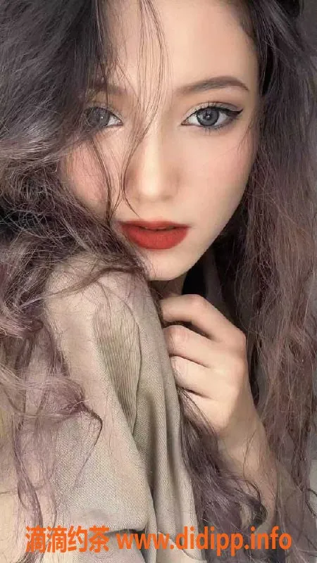 广州楼凤-天河组丽公主，20岁身高170cm，38C胸围优惠约