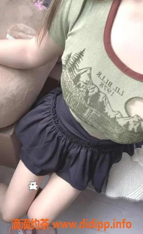 沈阳楼凤资源信息,程宝，颜值9.45，身材9.71，服务超赞