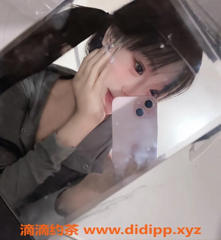 无锡楼凤-梁溪区小金鱼，173高颜值丝袜制服服务