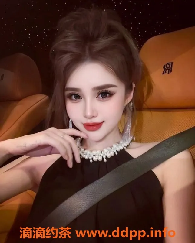 常州楼凤-武进混血网红，167身高D罩杯，服务多样