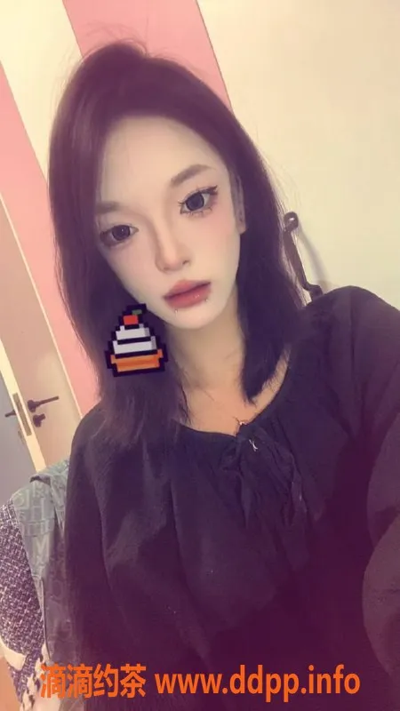 惠州楼凤-柚子en，166cm，18岁，800P服务等你体验