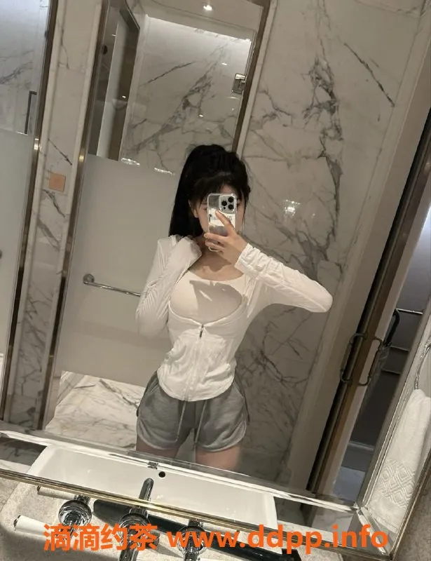 常州楼凤资源信息,武进嫩妹暑假吗？性感陪浴特技尽在万博广场！