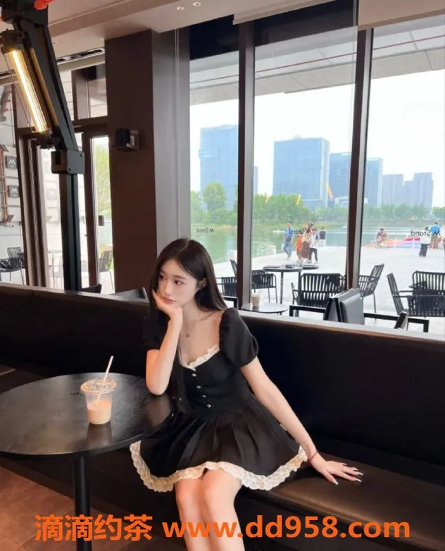 常州楼凤资源信息,武进学生妹，165高95重，陪浴服务多样