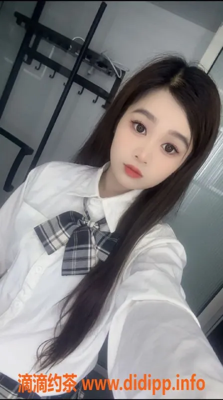 常州楼凤资源信息,武进国宾府安安，165cm嫩妹，陪浴服务600起