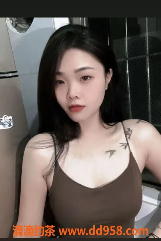 中山楼凤-顺德容桂三位美眉超值洗吹做服务