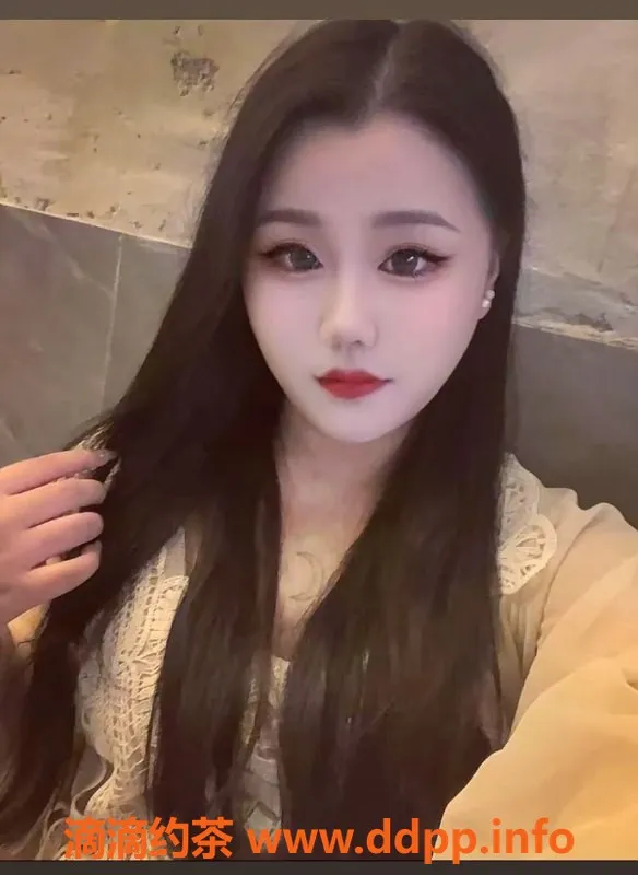 中山楼凤资源信息,顺德容桂三位美眉超值洗吹做服务