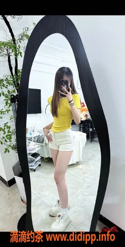 常州楼凤-武进妍妍，18岁嫩妹，陪浴调情服务