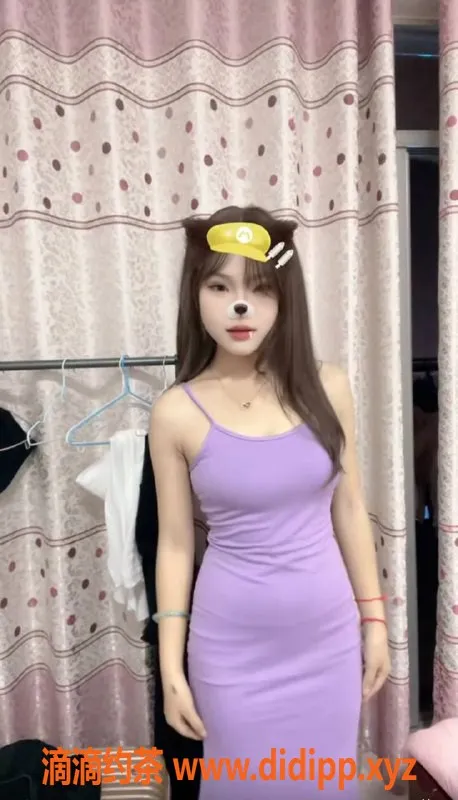 中山楼凤-东区18岁洋洋，C胸魅惑服务，500起