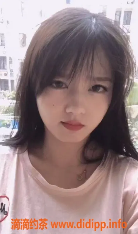 中山楼凤-南头美女三人团，快餐300，洗吹400，满意面付