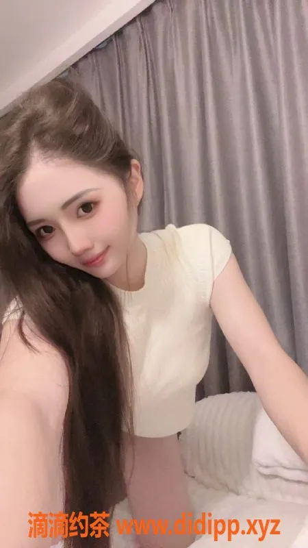 中山楼凤-古镇诺诺，36B美胸，课程600元起