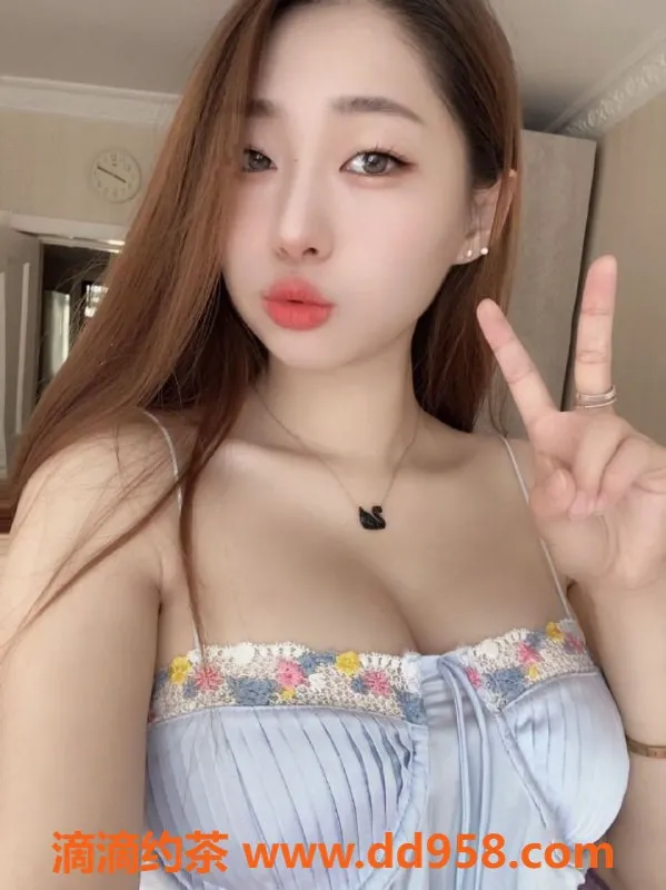 常州楼凤-武进彤彤，19岁嫩妹，164cm，92斤，800元起