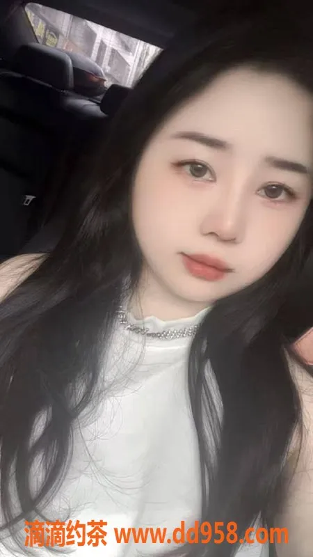 中山楼凤-古镇美女，洗吹做仅400，快餐300