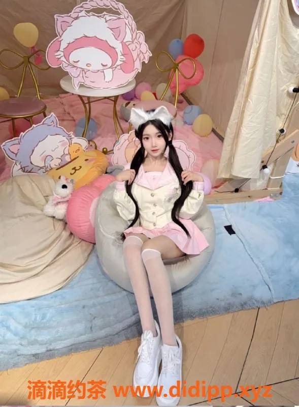 无锡楼凤-滨湖区18岁傻白甜，舌吻69无套体验！