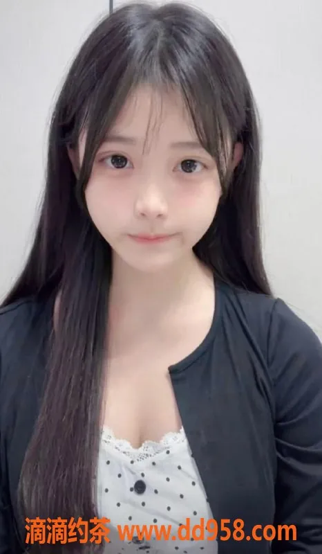 无锡楼凤-滨湖区嫩妹雨荨，舌吻无套服务仅1100