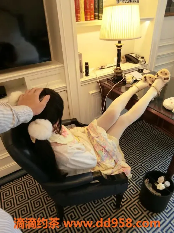 无锡楼凤资源信息,锡山区小萝莉，身高153，40kg，服务多样