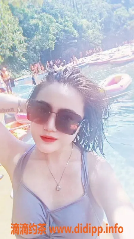 惠州楼凤-大亚湾豆包，身高均匀，陪洗水中服务，1200起