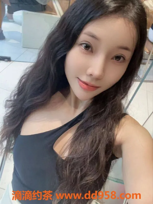 惠州楼凤-大亚湾笑笑 24岁158cm 体重80 温柔陪玩服务