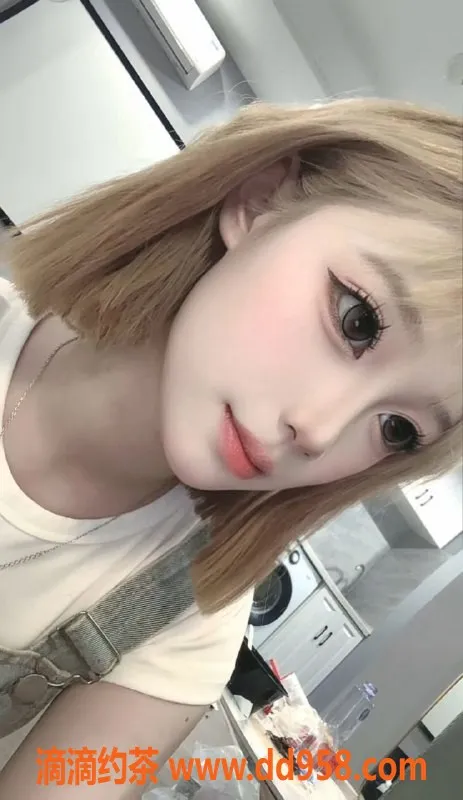 常州楼凤资源信息,新北小萝莉，160cm 80斤 18岁嫩妹，陪浴服务