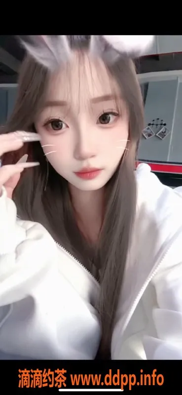 无锡楼凤-惠山区嫩妹甜甜，600起，刚上班的惊喜体验