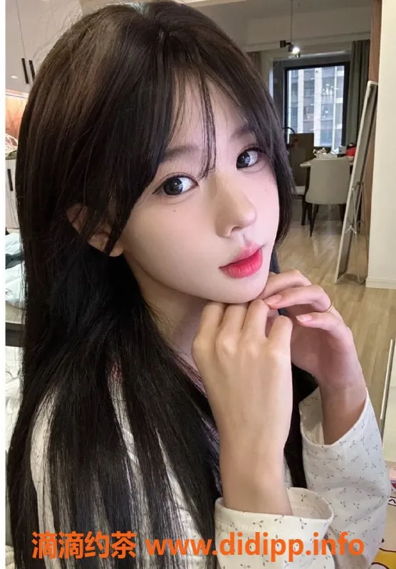 常州楼凤-常州20岁新茶，颜值9分，服务全到位，600元