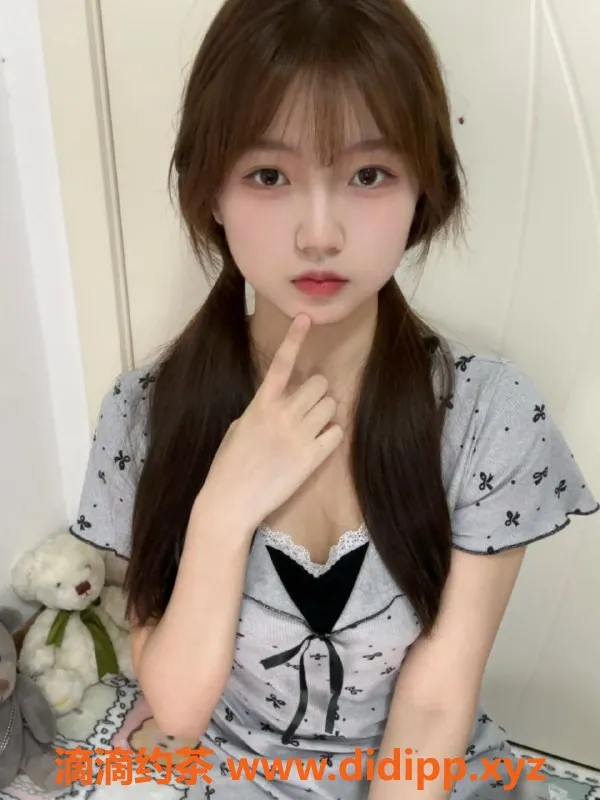 无锡楼凤-滨湖区嫩妹嘉琪：舌吻69无套体验