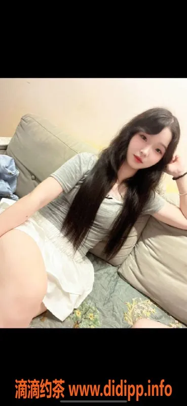 惠州楼凤-淡水小柚子，160高45重，20岁B罩杯