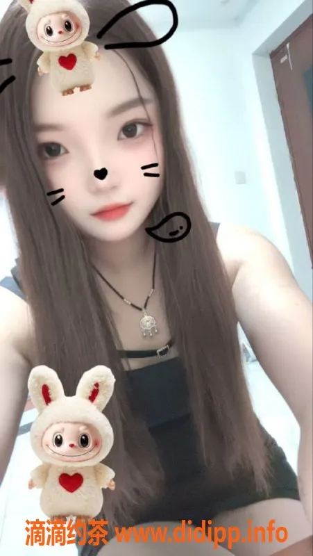 常州楼凤-武进思思，150cm嫩妹，陪浴调情服务