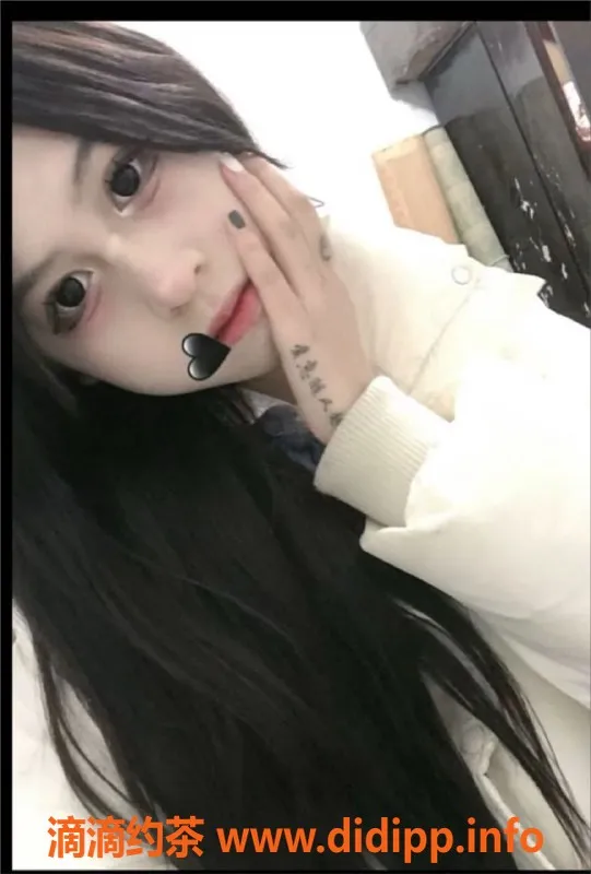 常州楼凤-新北万达公寓学生妹，166高、90重，600元起