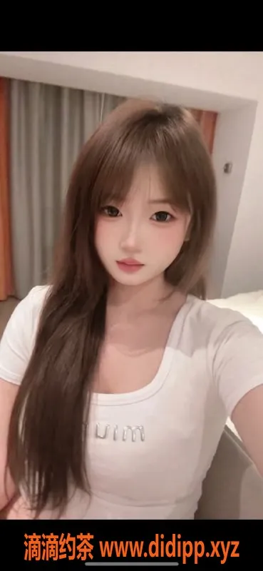 常州楼凤-武进优优，165cm C罩杯07嫩妹，800元起服务