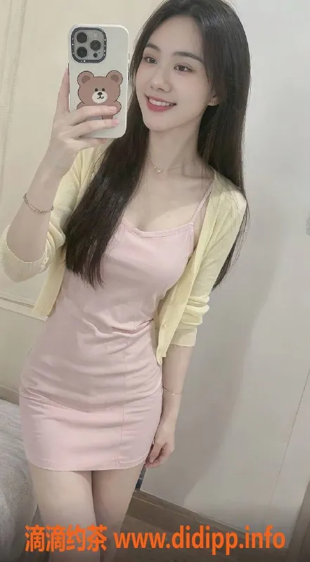 中山楼凤-东区依依，23岁B+胸围，服务态度超赞！