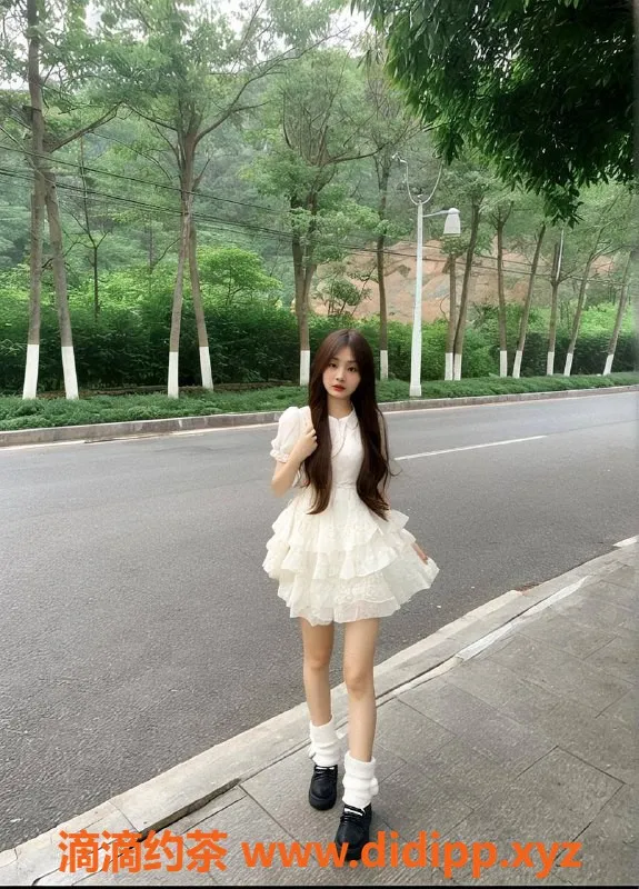 扬州楼凤资源信息,扬州邗江呆呆，颜值超高的美少女！