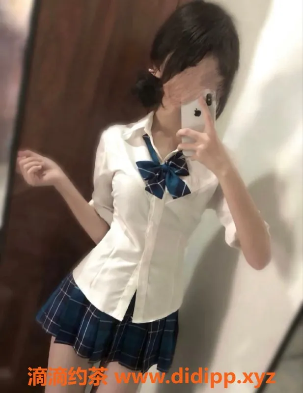 常州楼凤-武进万达JK萝莉，身高164，课费800元起