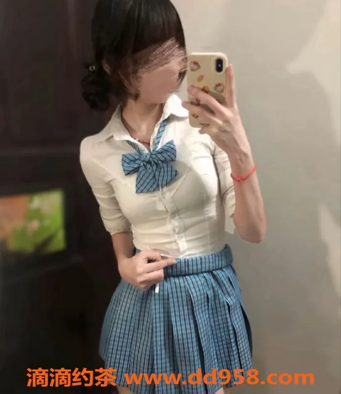 常州楼凤-武进万达JK萝莉，身高164，课费800元起