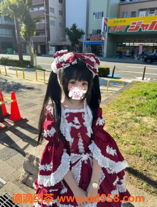 无锡楼凤-梁溪区嫩妹萝莉，148cm抱得动，1100元起