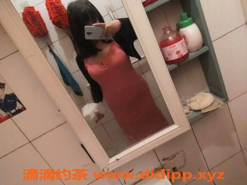 郑州楼凤资源信息,18岁七七，168cm天然白虎，优质服务等你体验！