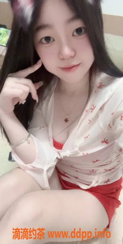 惠州楼凤-惠东岁岁：160cm 90斤 36B 18岁全裸陪浴服务