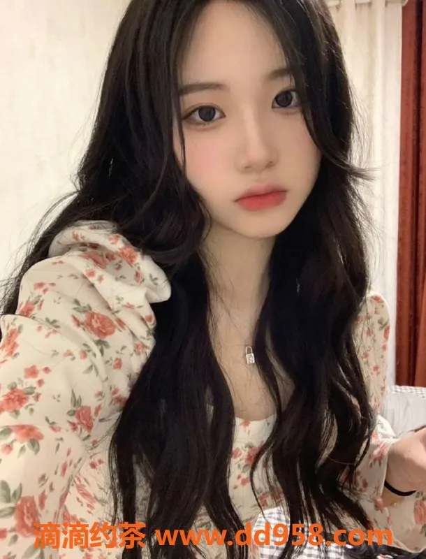 常州上门服务资源信息,23岁小宝，身高168，傲人曲线，激情全套服务